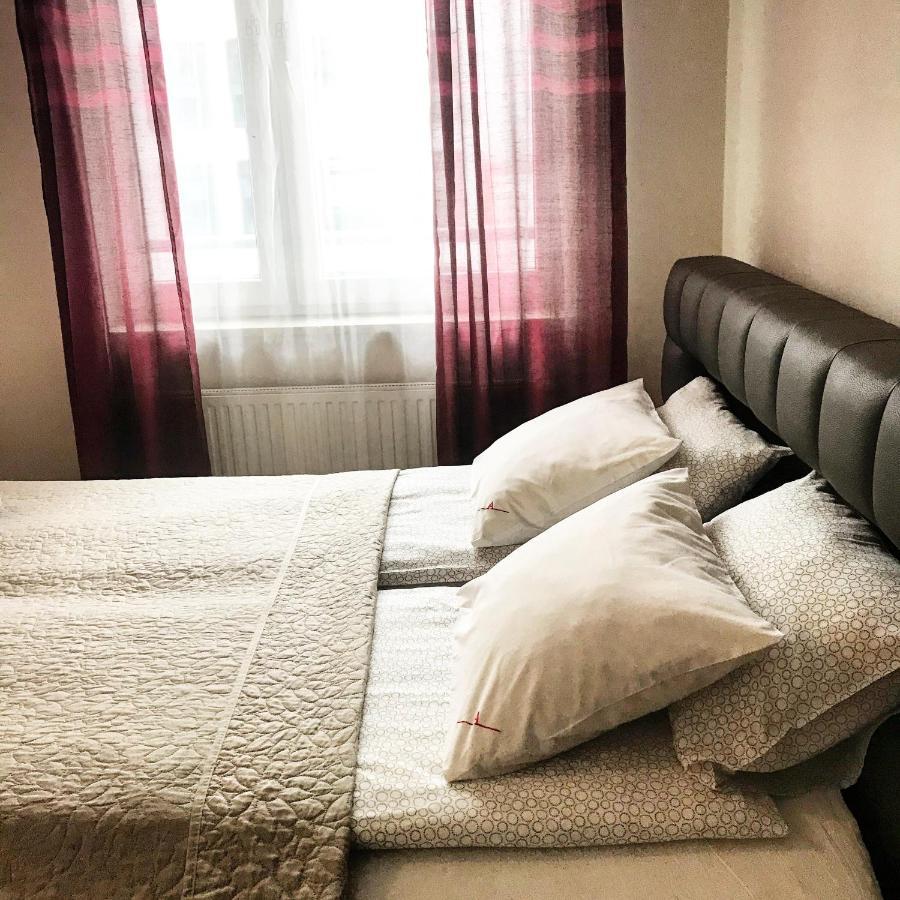 Senator Warsaw Apartments Ngoại thất bức ảnh