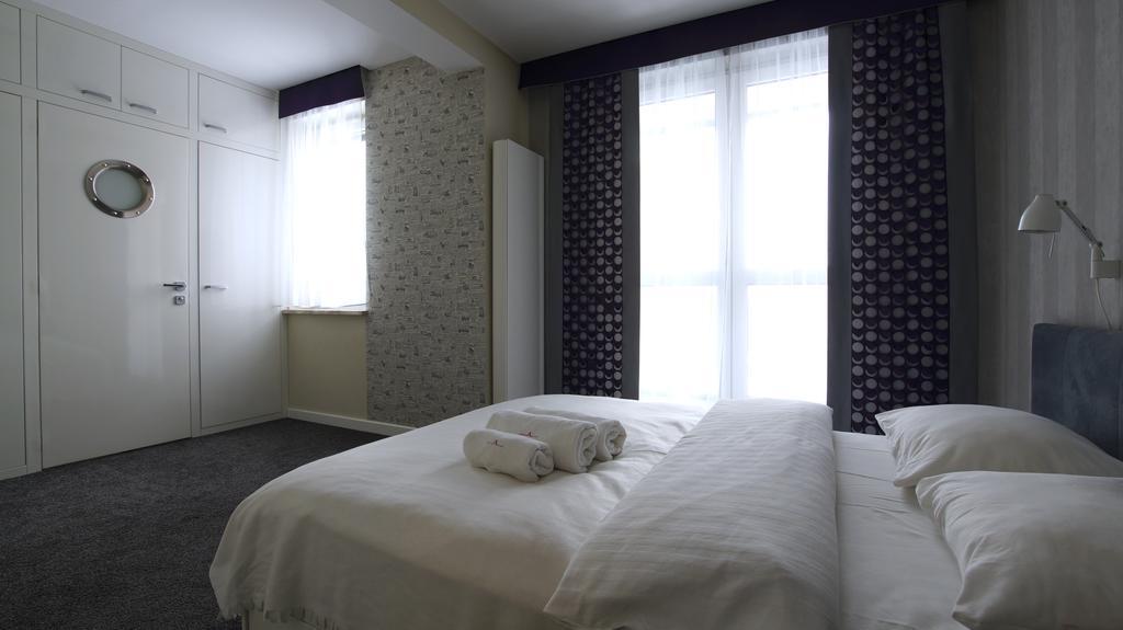 Senator Warsaw Apartments Ngoại thất bức ảnh